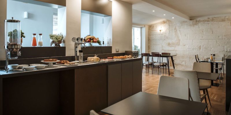 Breakfast Room of Palazzo dei Tolomei in Lecce