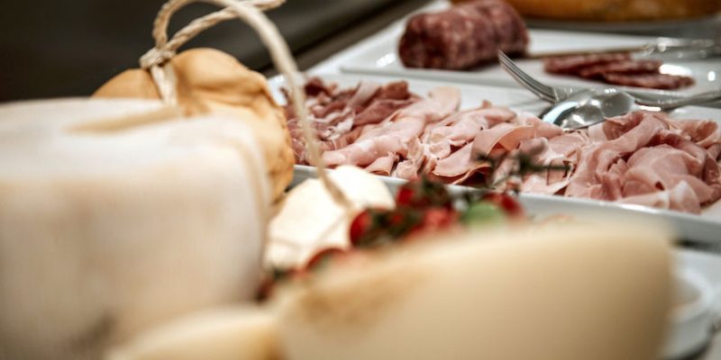 Salento specialties to be enjoyed in the breakfast room at Palazzo dei Tolomei